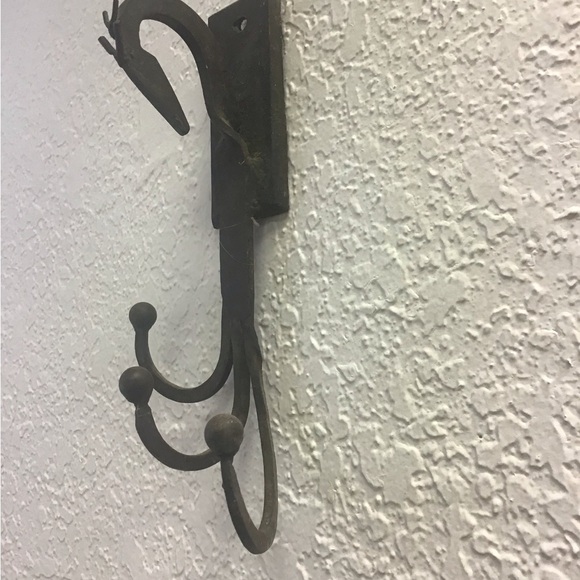 3 Hook Wrought Iron Wall Hat Hanger- Deer or Horse - Picture 12 of 14